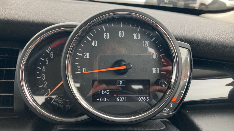 MINI Hatchback 2.0 Cooper S Exclusive II 3dr Auto Petrol Hatchback